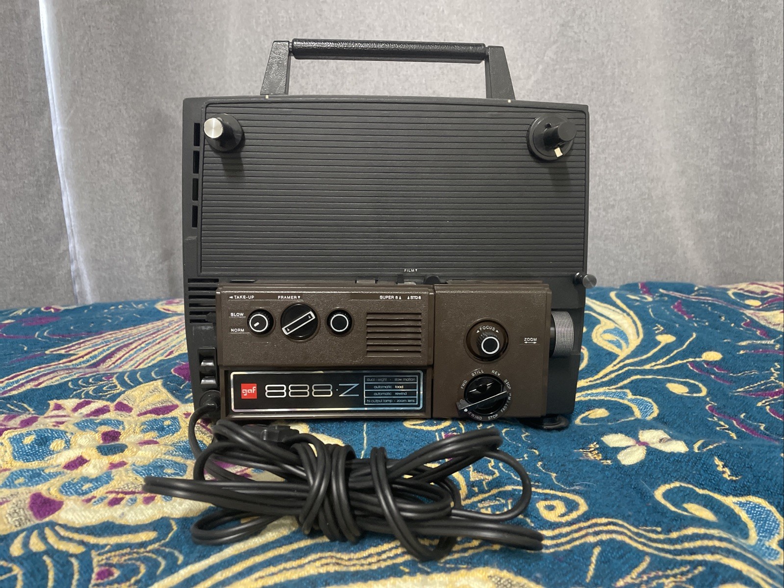 Gaf 888Z Standard 8 mm/Super 8 Film Projector ( Sold As Is )
