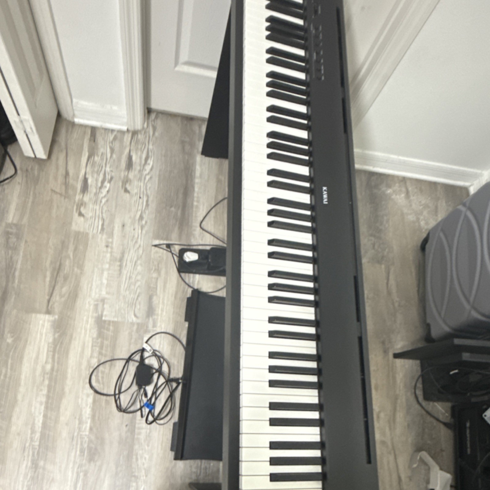Kawai ES110 88-Key Digital Piano Black w/ Pedal, Music Desk, Power Adapter