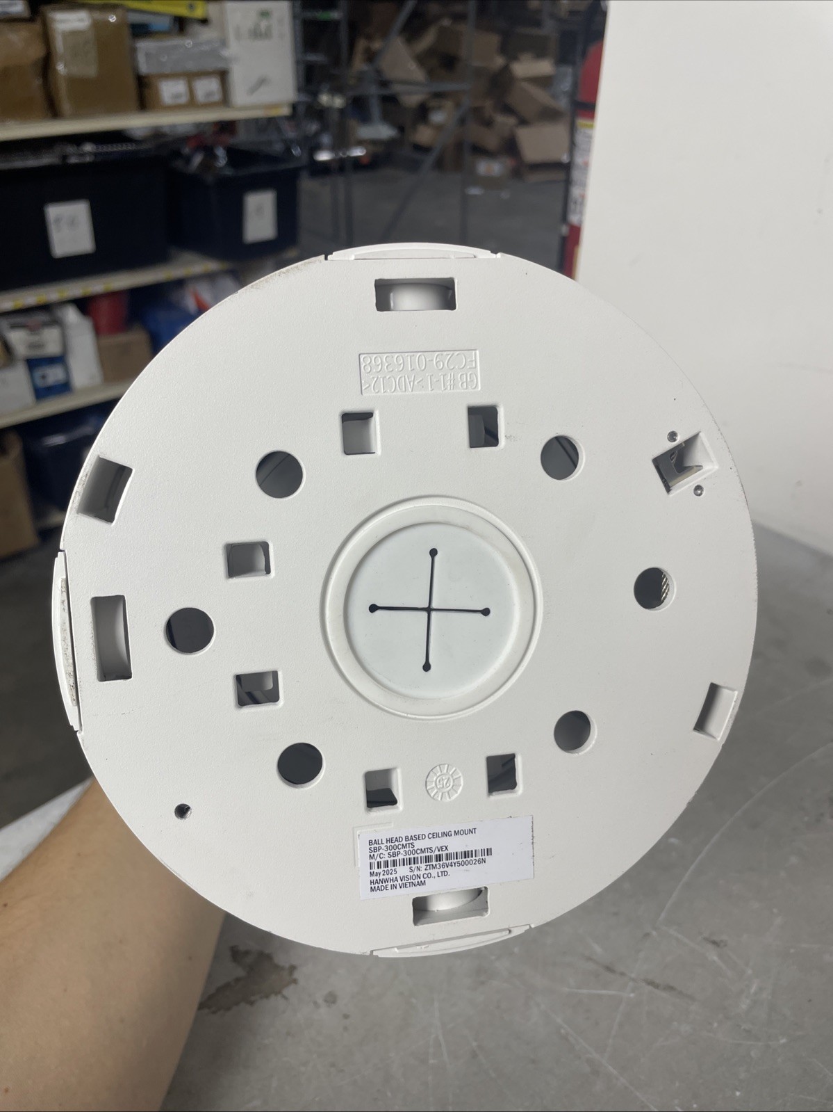Hanwha Vision SBP-300CMTS - camera ball head mount base