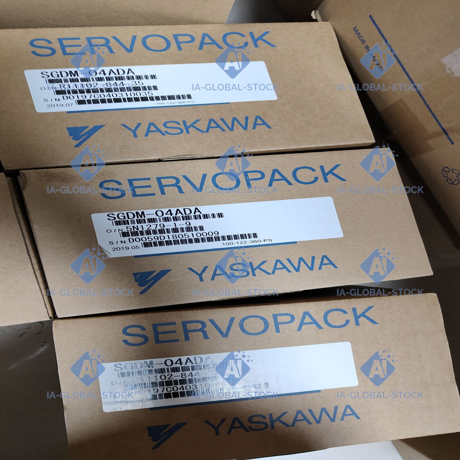 One Unit Brand New SGDM-04ADA Yaskawa US Fee Shipping + 1 Year Warranty