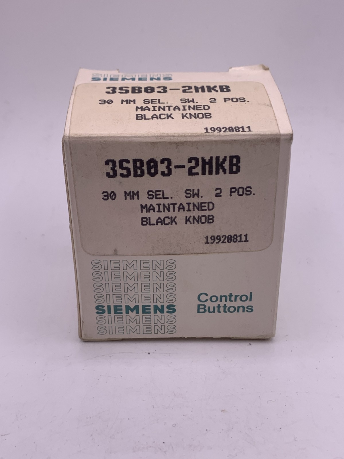 Siemens 3SB03-2MKB 30mm Selector Switch 2 Positions Maintained Black Knob
