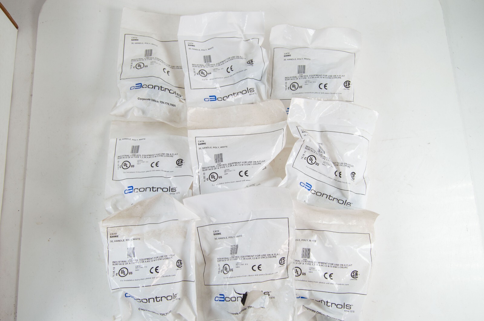 Lot of 9x C3 Controls SHWE 30 Handle, Poly, White