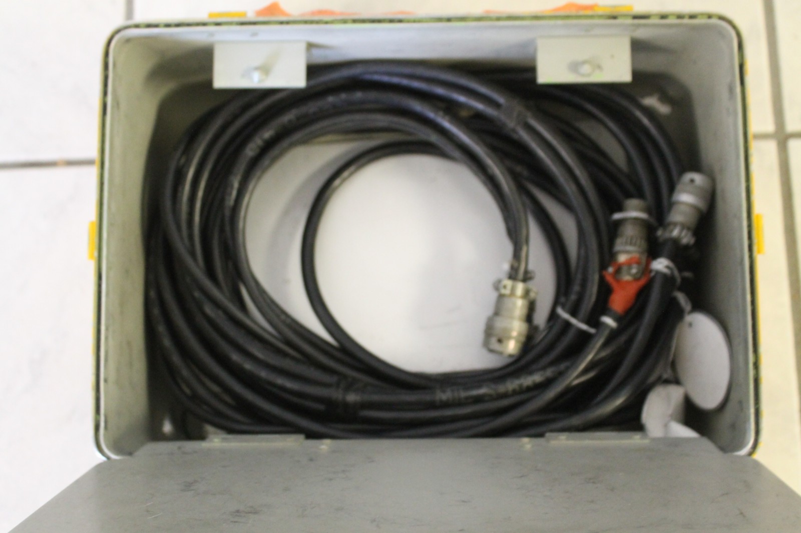 CABIN TEMP CONTROL TEST SET P/N 3-76877-1 , COMPLETE USED CONDITION