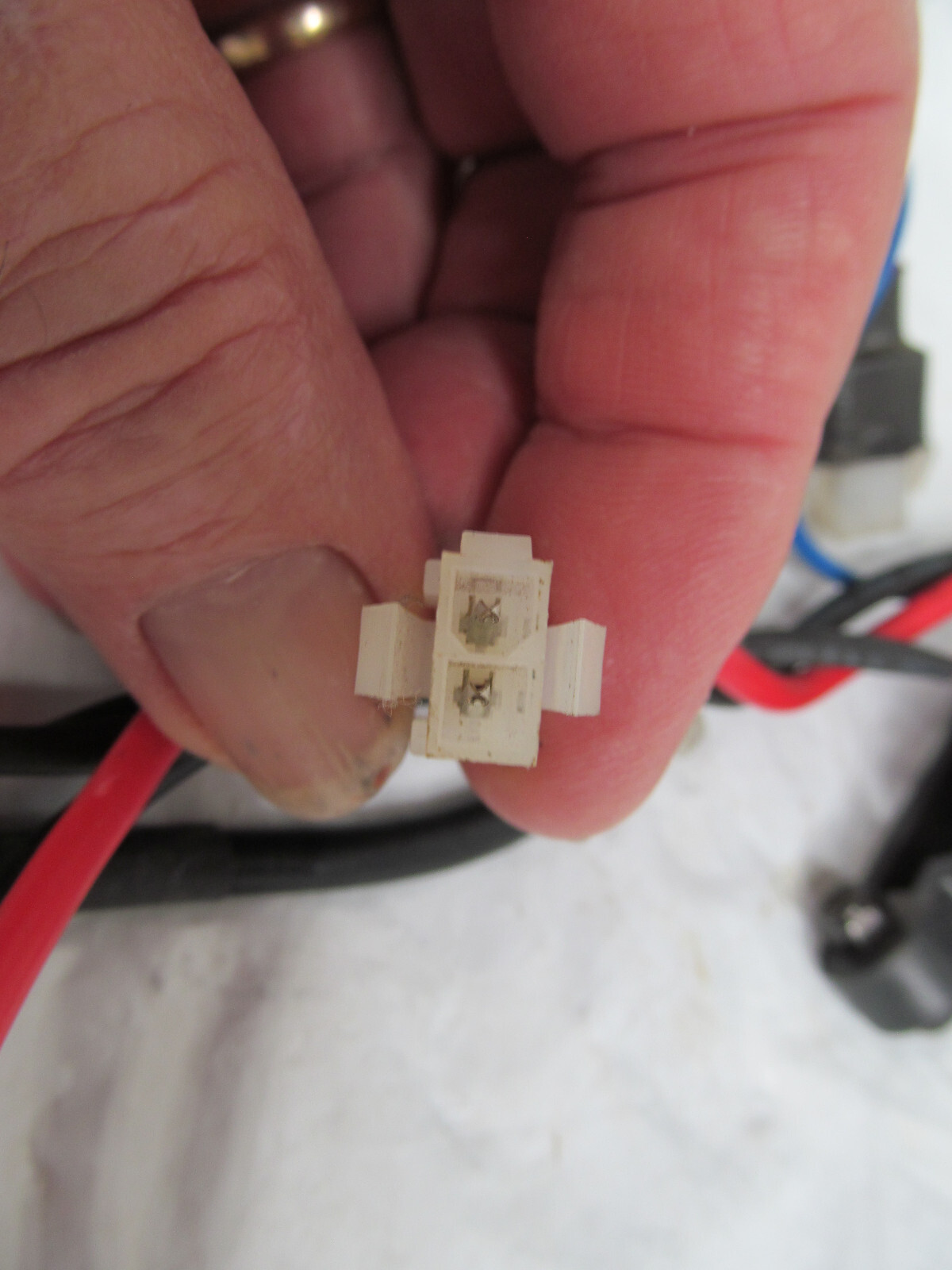 DWR9983H004/DWR9983H021 Connector With Harness For Go-Go Scooter Ultra X