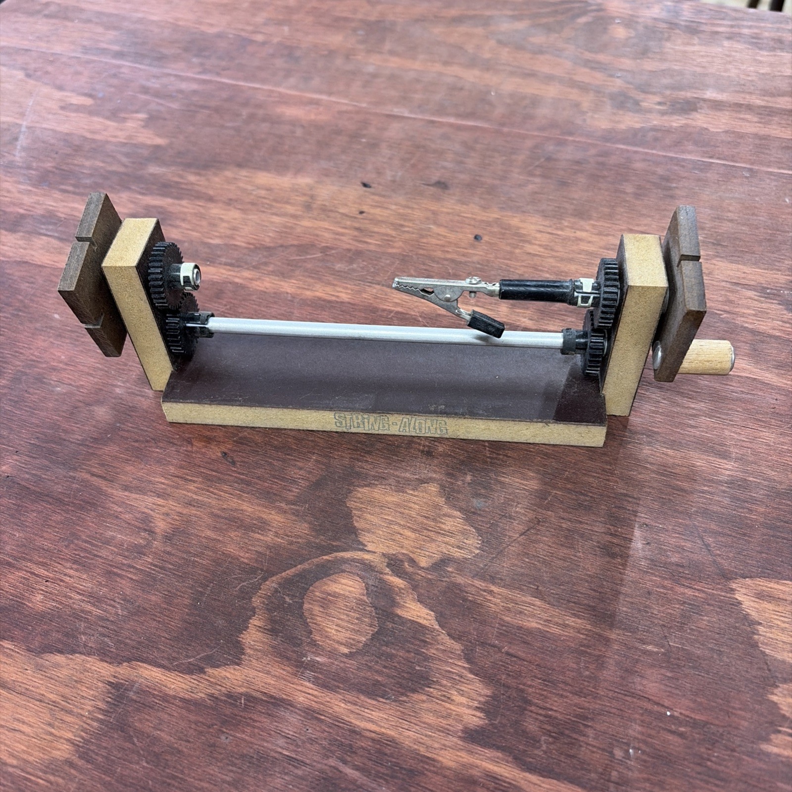 Dobson String-Along Wrapping Tool – Model Ship Rigging Fly Tying