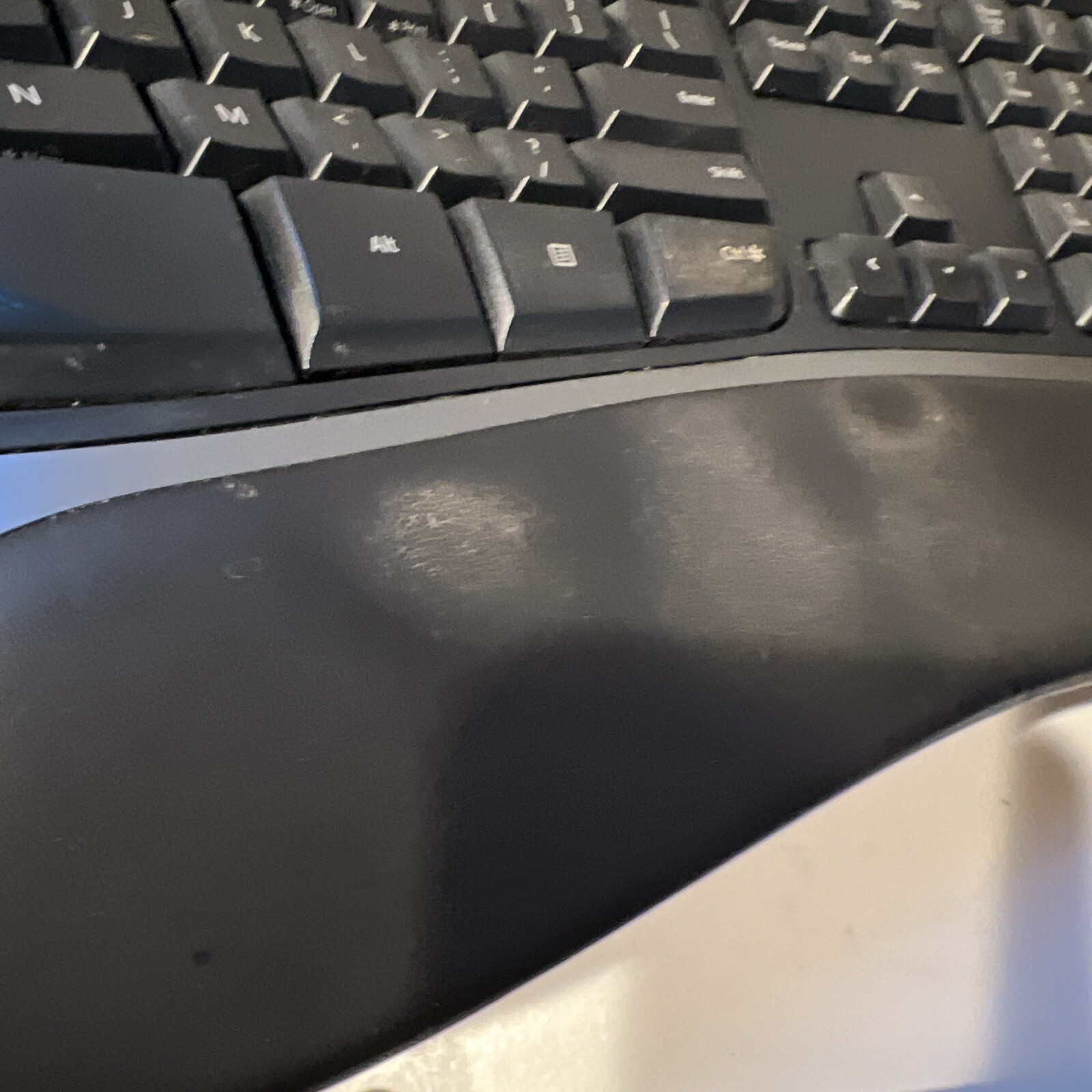 Microsoft Natural Ergonomic Keyboard 4000 v1.0 Model 1048 KU-0462 Tested