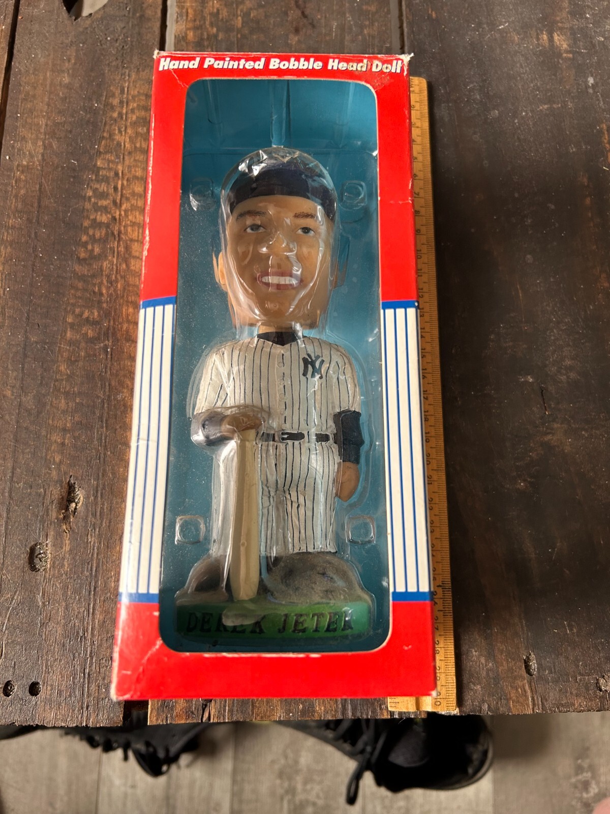 Derek Jeter Hand Painted Bobble Dobbles Figure