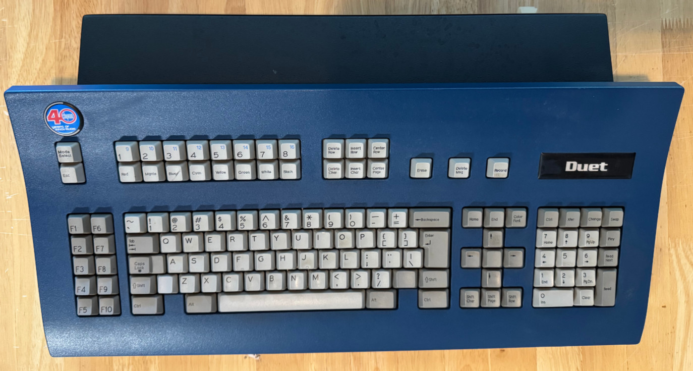 Chyron Duet KYBD Broadcast Character Generator Mechanical Keyboard Untested