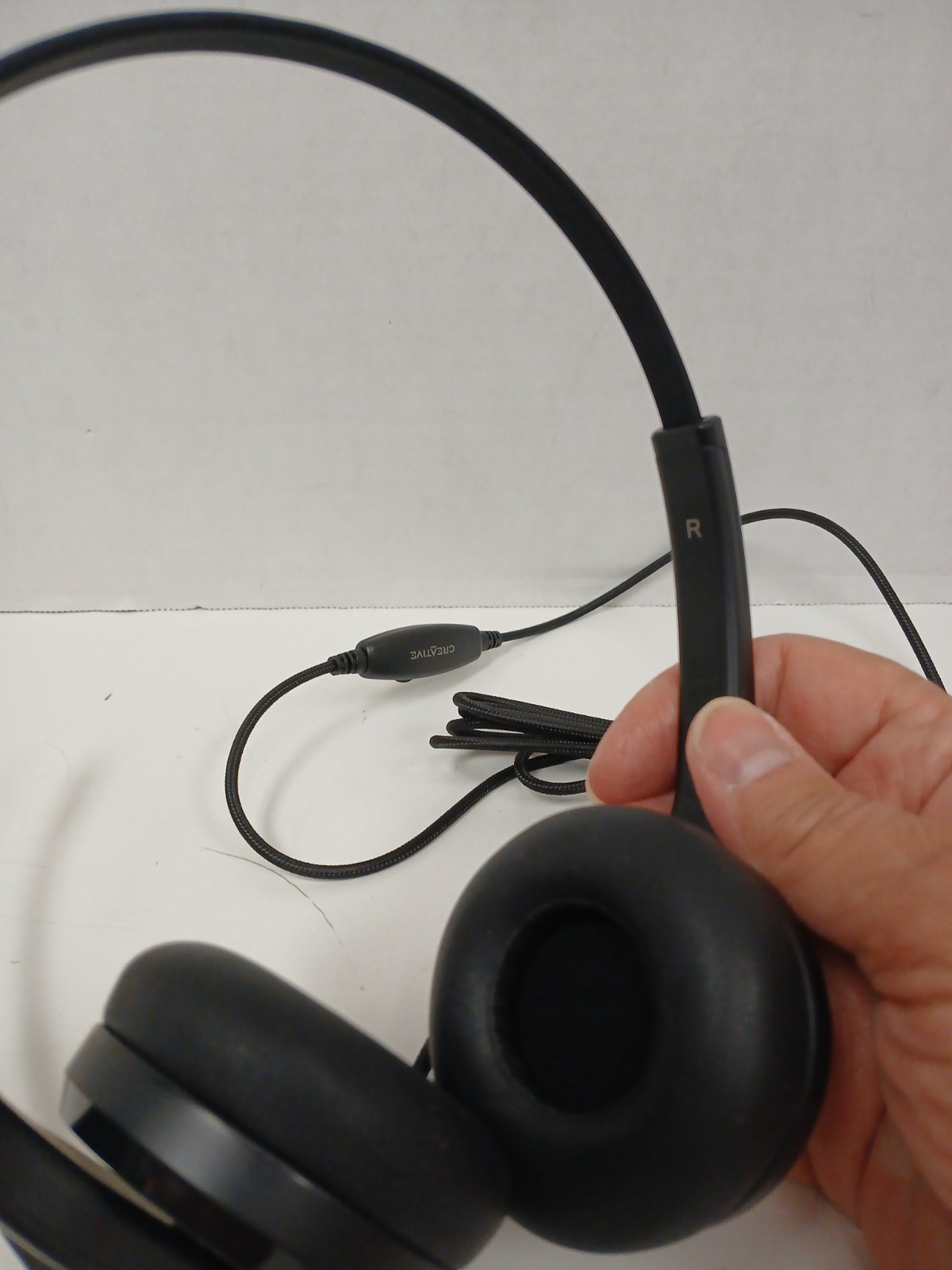 Creative Labs HS-230 Headset With Noise Cancelling Microphone