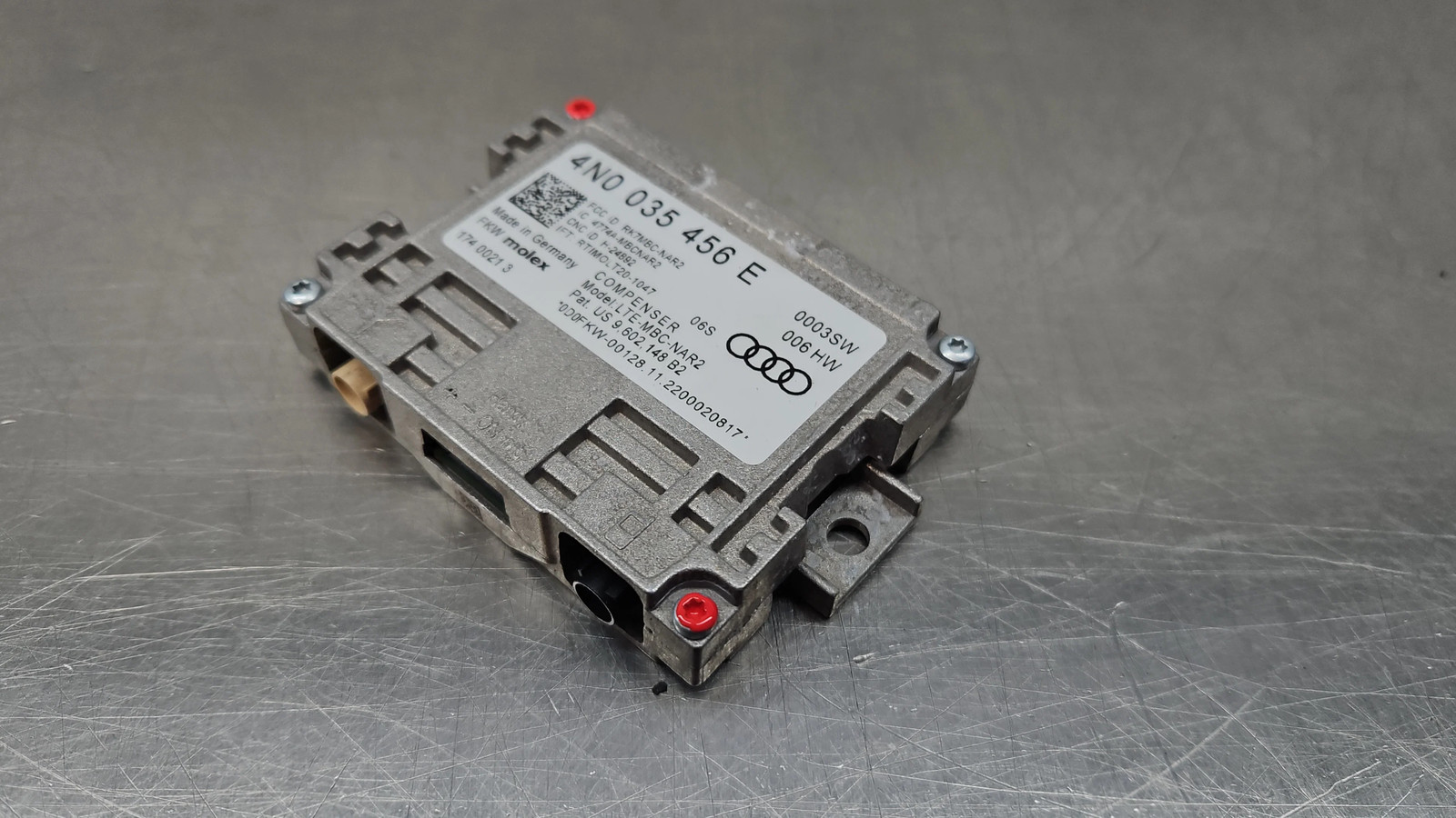 EB1422 2023 23 PORSCHE CAYENNE TURBO S MOBILE AERIAL BOOSTER AMPLIFIER MODULE