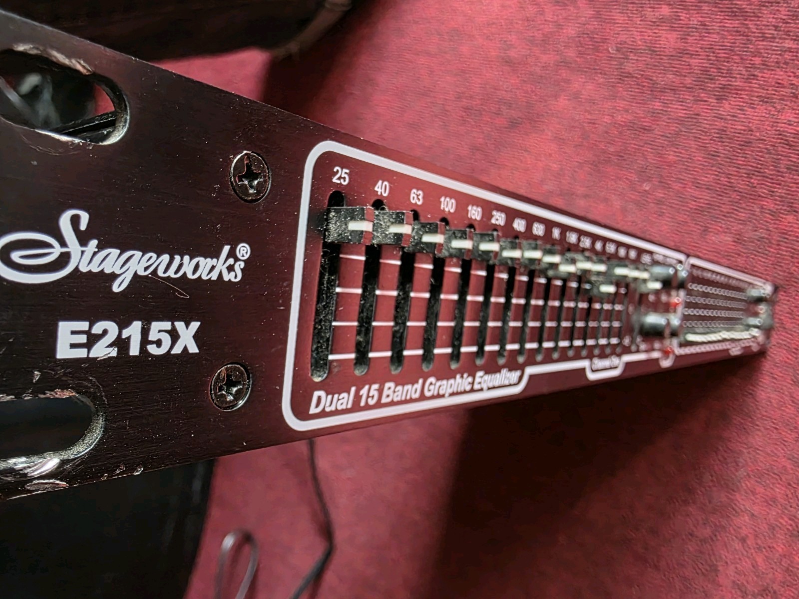 STAGEWORKS 15 BANDS USED EQUALIZER IN GOOD CODITION