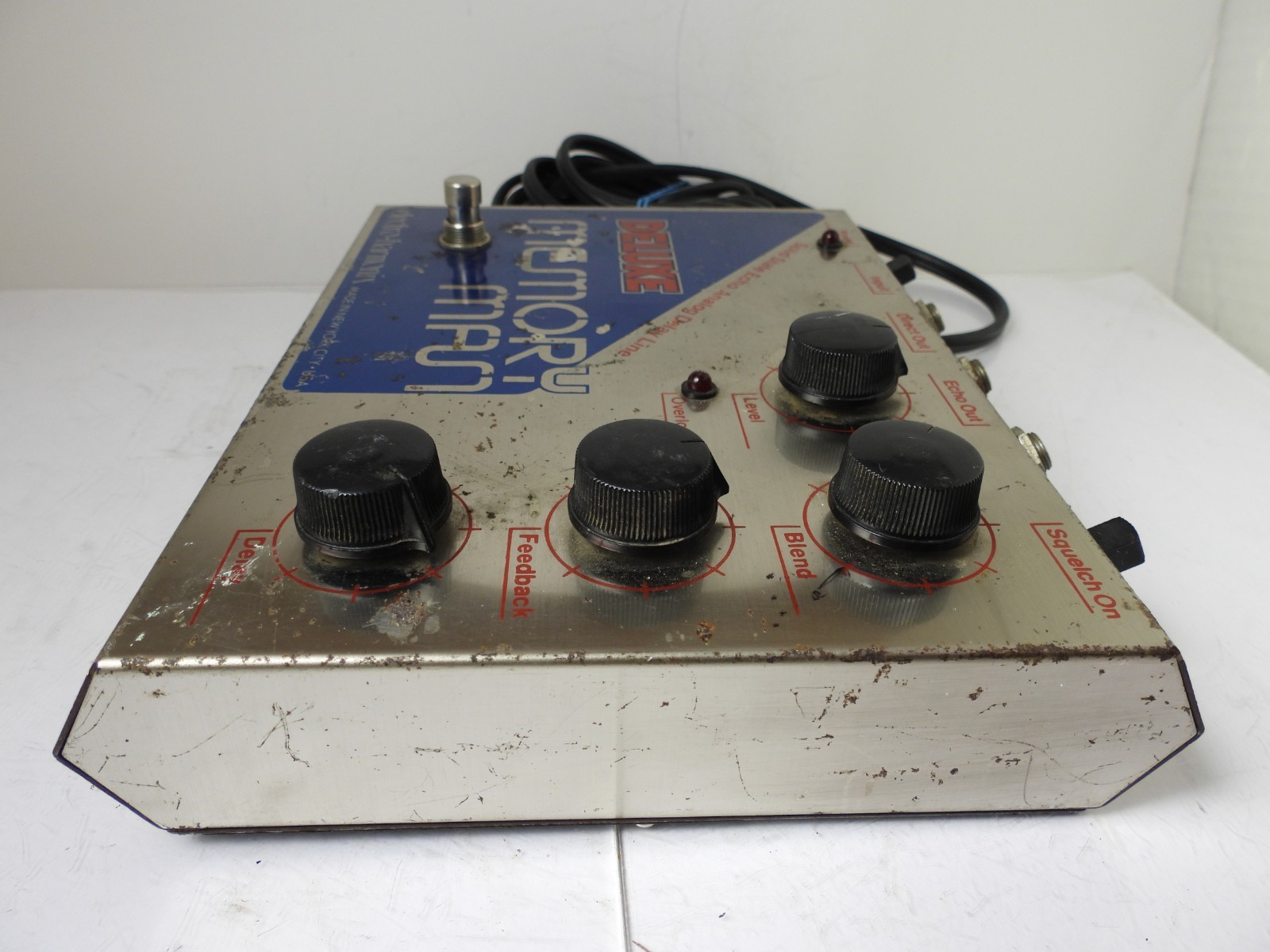 Vintage Electro Harmonix Deluxe Memory Man Echo Delay Effects Pedal BLUE FACE