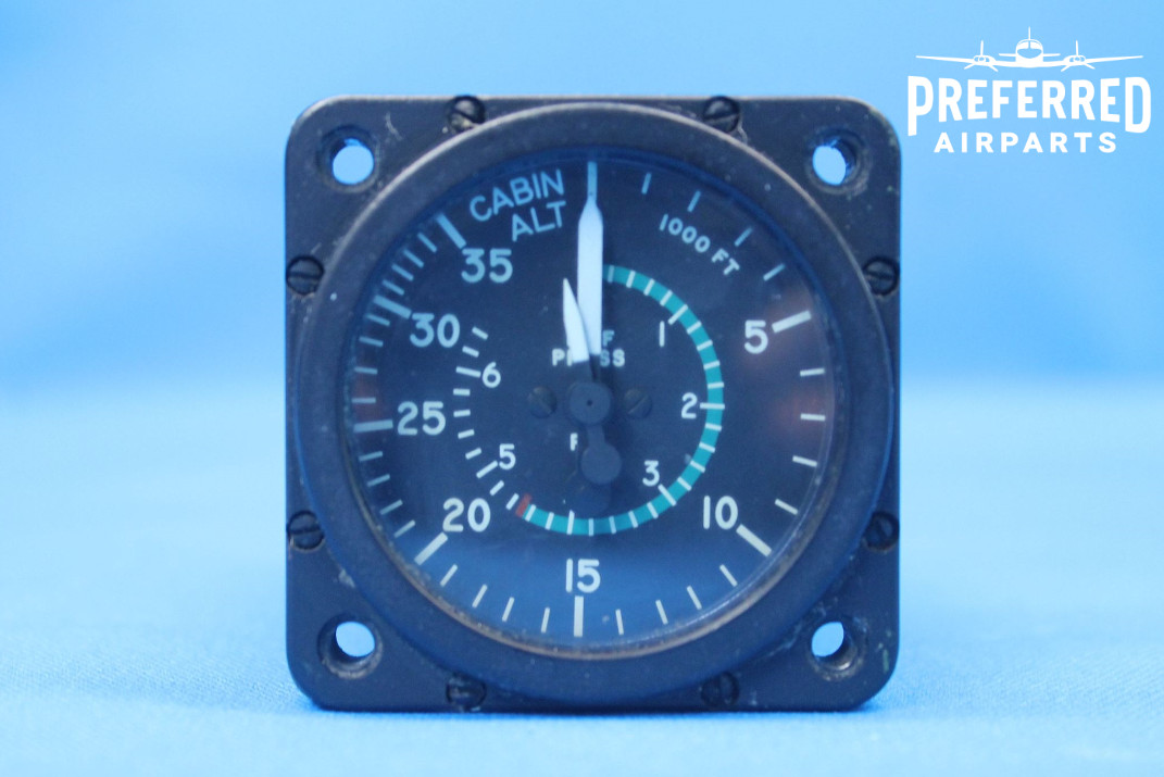 Used Aerosonic Piper Cabin Diff. Pressure Indicator p/n 55035-0123 (26204)