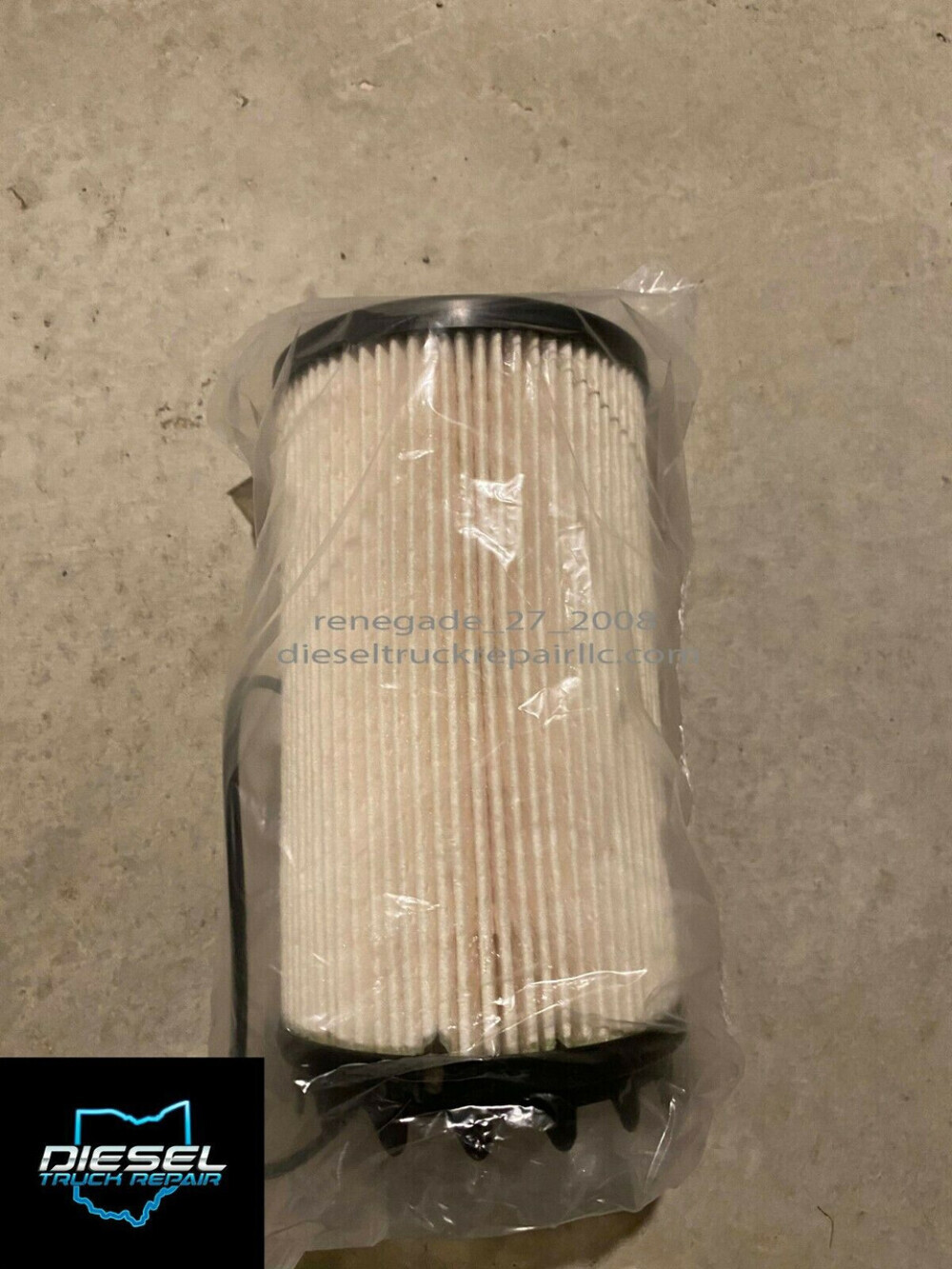 New Genuine Cummmins Fleetguard FS36401 Fuel/Water Separator