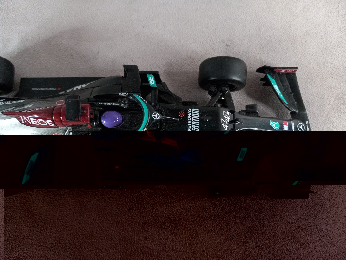 Mercedes Benz AMG F1 W12 E Performance Lewis Hamilton #44 Black 1:24 RC Maisto