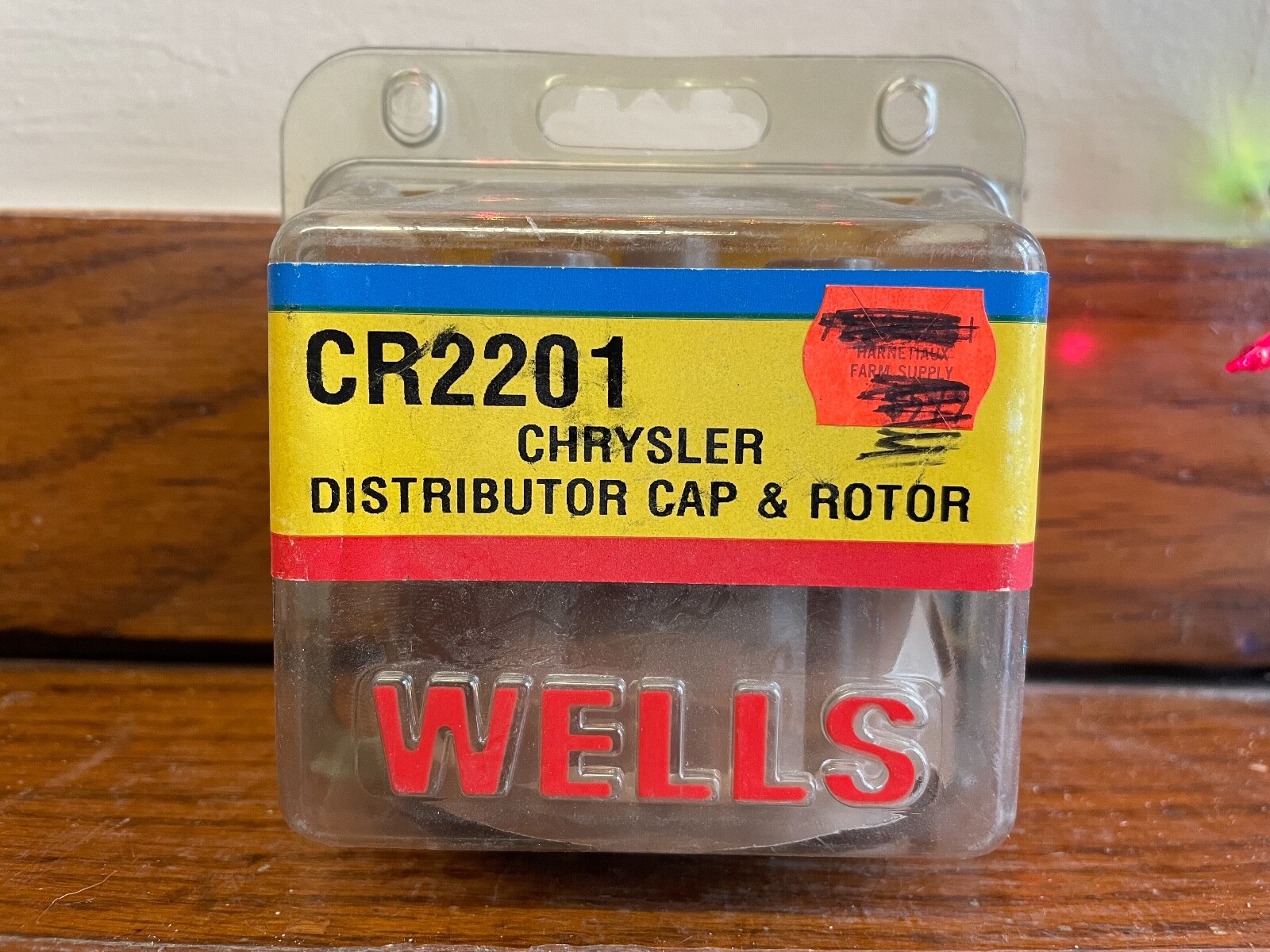 Wells - CR2201 - 6 Cylinder Various 73-87 Dodge Models Distributor Cap & Rotor
