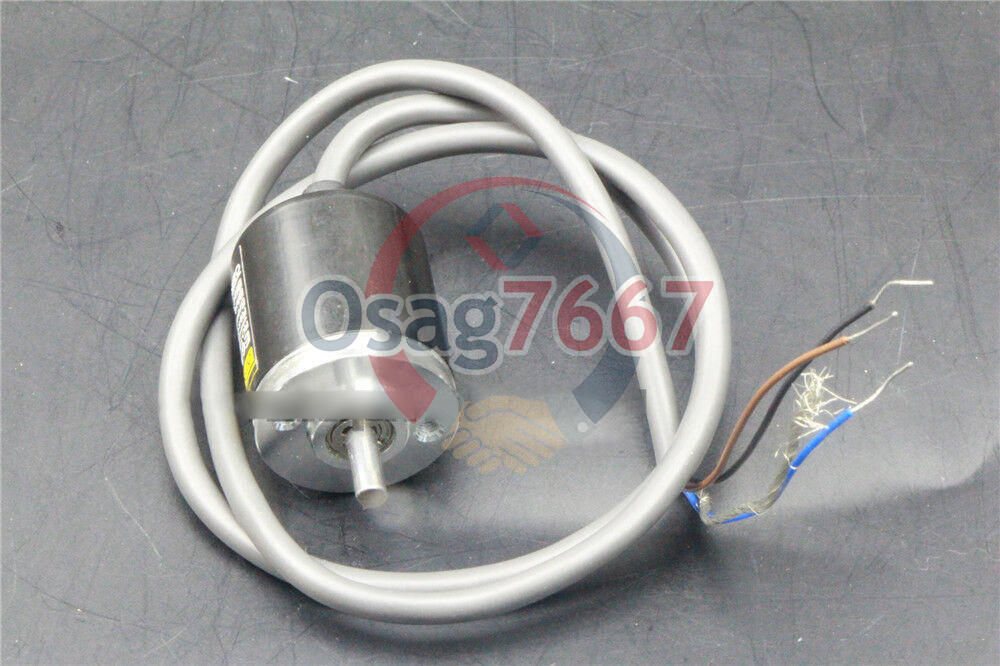1x NEW OMRON E6A2CS5C E6A2-CS5C 500P/R Rotary Encoder