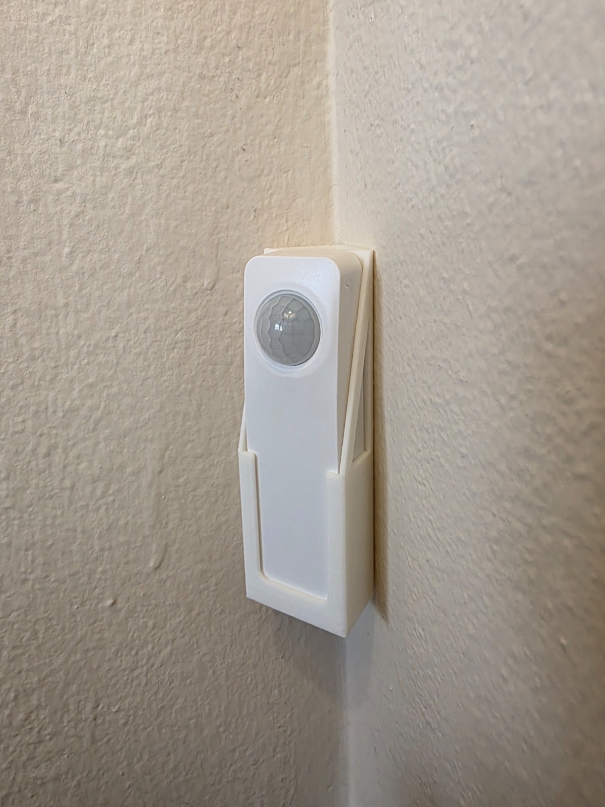 THIRDREALITY Motion Sensor Wall Mount | 2-Pack | Corner & Flat Variants