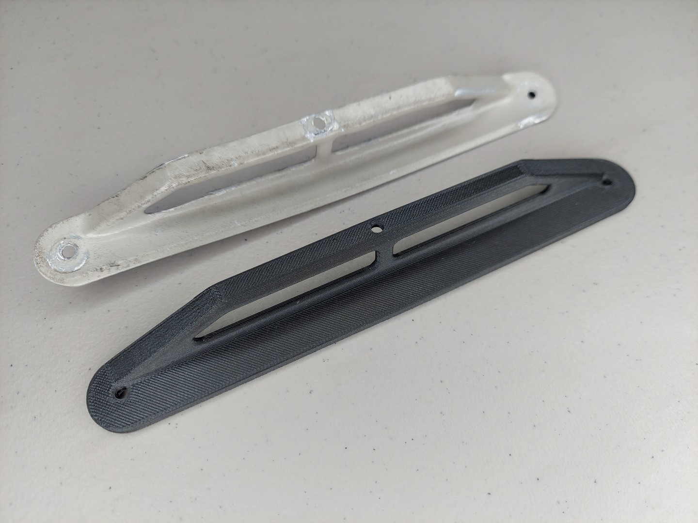 Cessna 172 Cabin Heat Vent Trim P/N: 0515020-1, 0700105-28