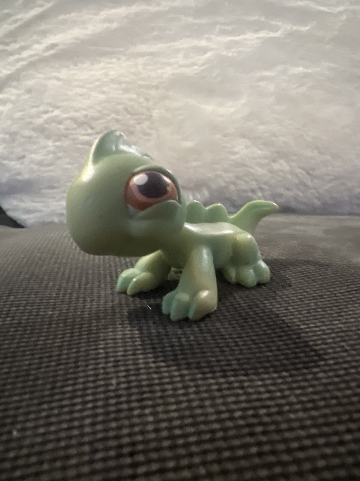 Littlest Pet Shop Authentic # 29 Iguana -2-