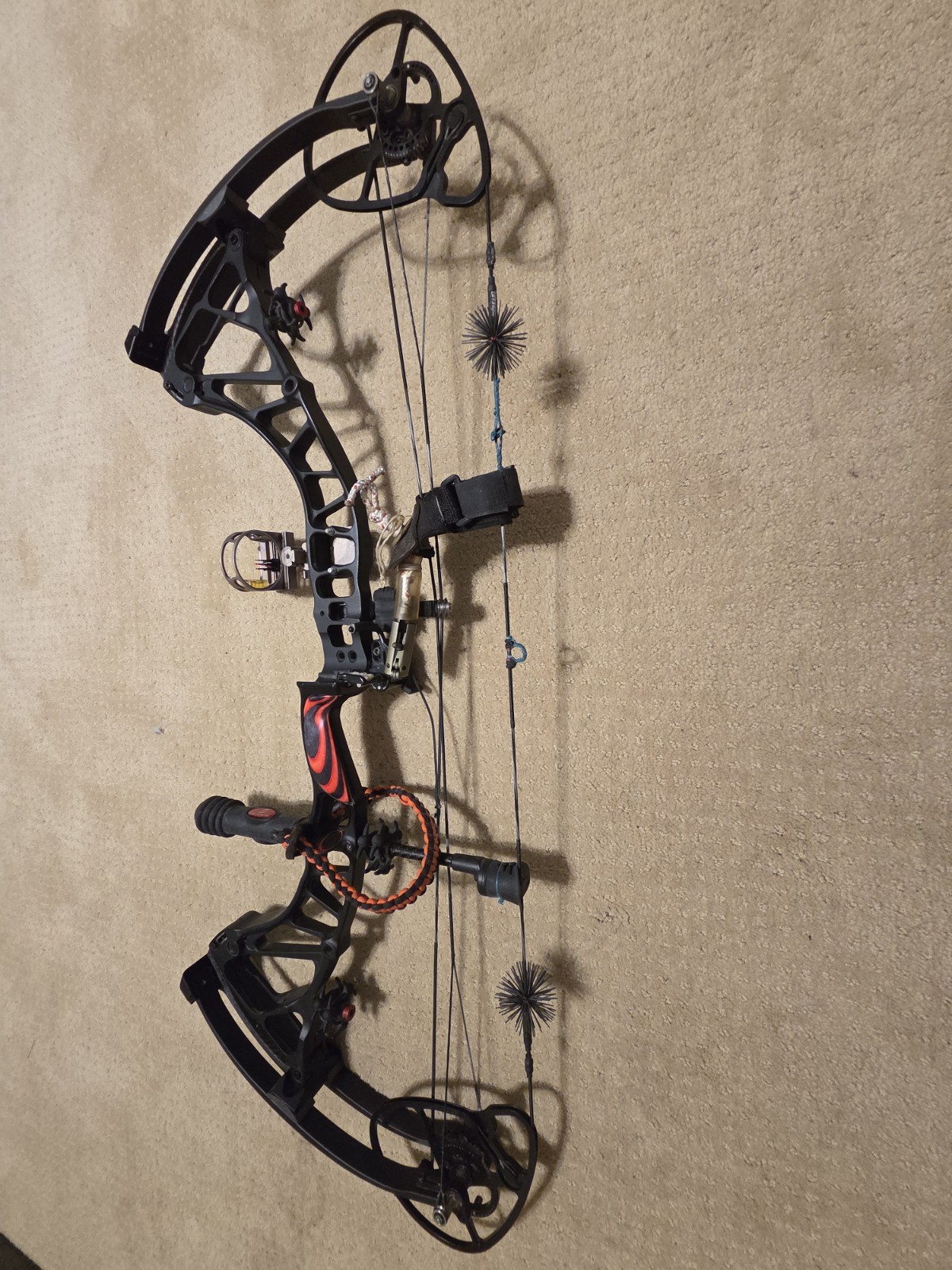 Bowtech RPM 360 RH Compound Bow 26-30in 50lb Black/Red Aluminum Bow