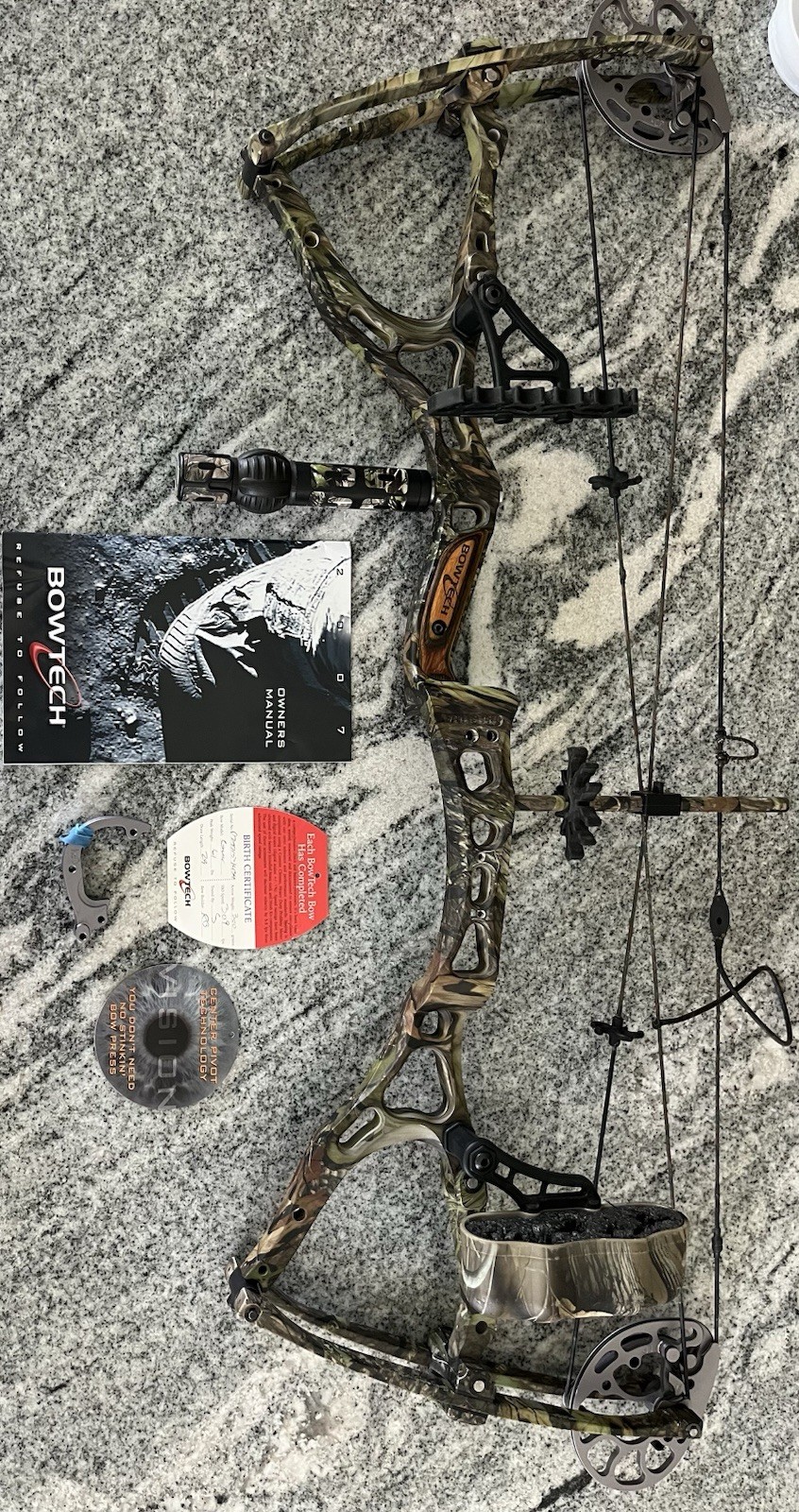 Bowtech Guardian Compound Bow Right-Handed