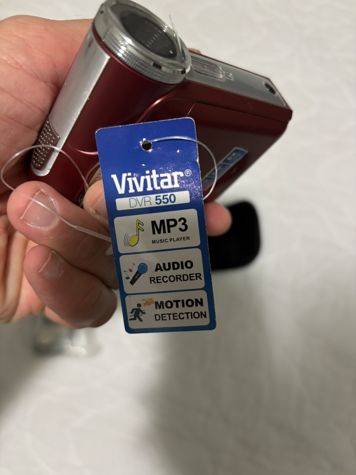 Vivitar DVR 550 5.0mp Handheld Recorder Camera RED Case&Remote NO BATTERY/ CARD*