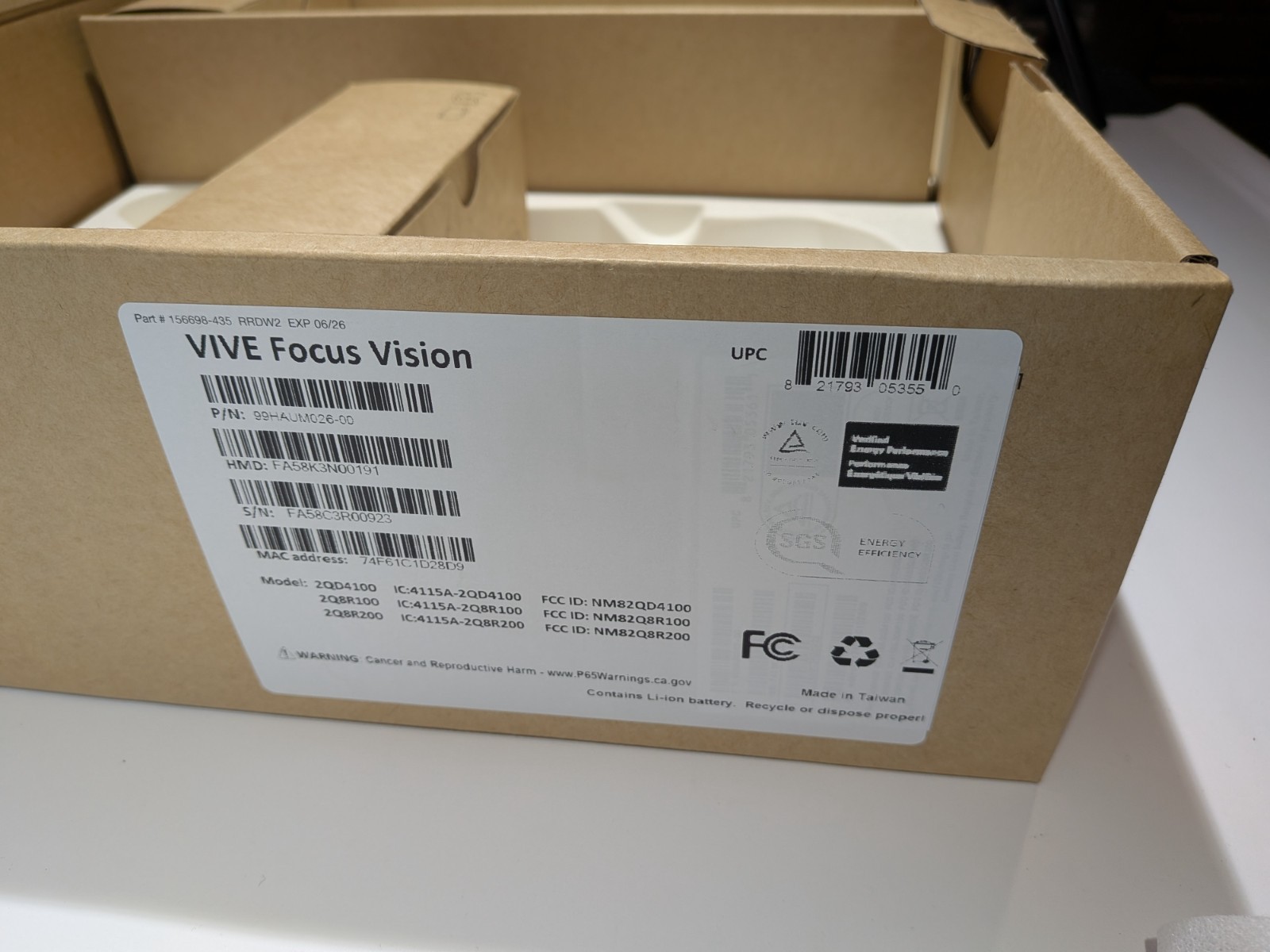 HTC Vive Focus Vision Mixed Reality PC VR Headset with Motion Controllers
