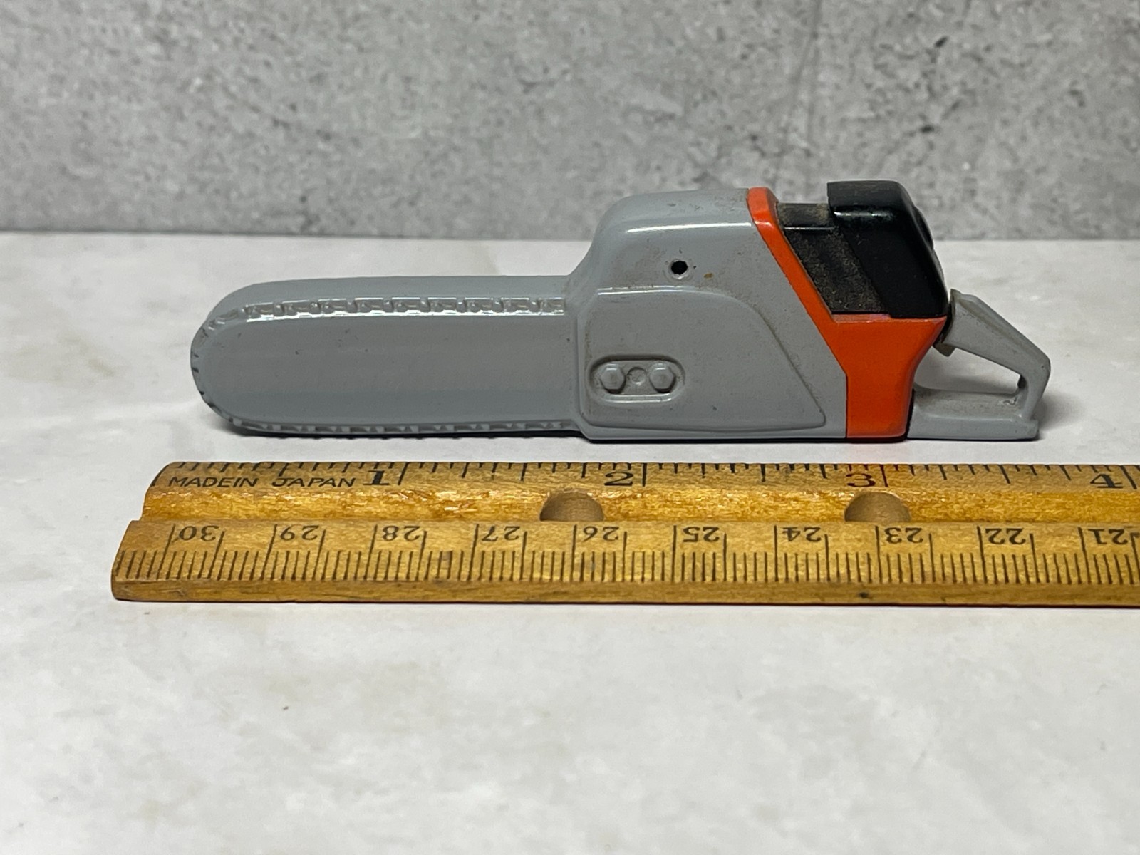 CHAINSAW Vintage Cigarette Lighter (sparks)