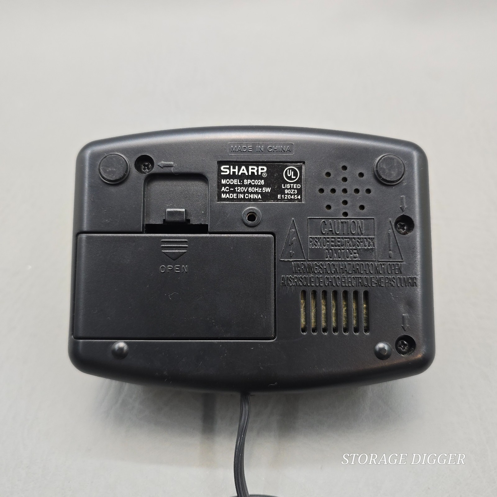 Sharp SPC026 Digital Alarm Clock Black LED Display Snooze Button Battery Backup
