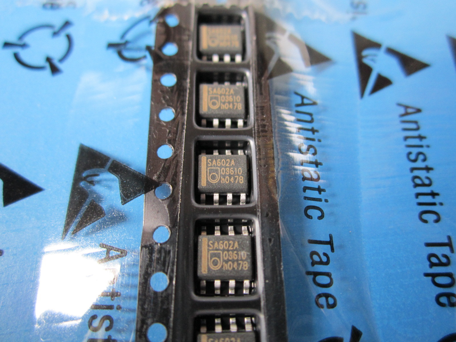 SA602AD GENUINE Philips Double Balanced Mixer & Oscillator 8-Pin SOIC 10pcs USA
