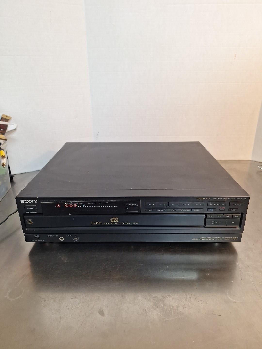 Vintage Classic Sony CDP-C700 Compact Disc 5 Changer 1989 made in Japan no remot
