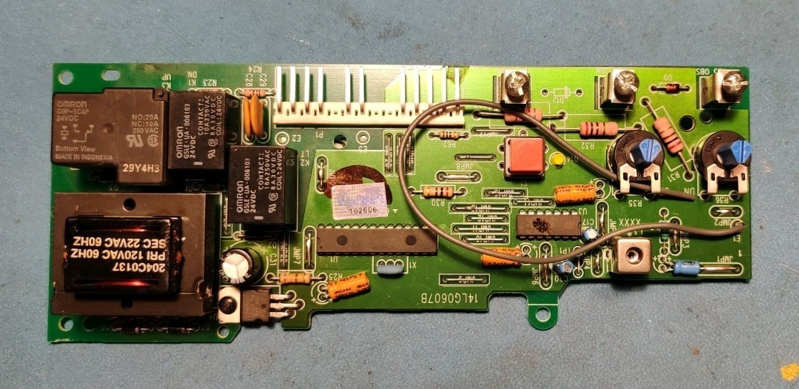 Chamberlain LiftMaster 41A5021-1H 41A5021-1E  RED BUTTON  "LOGIC BOARD ONLY!"