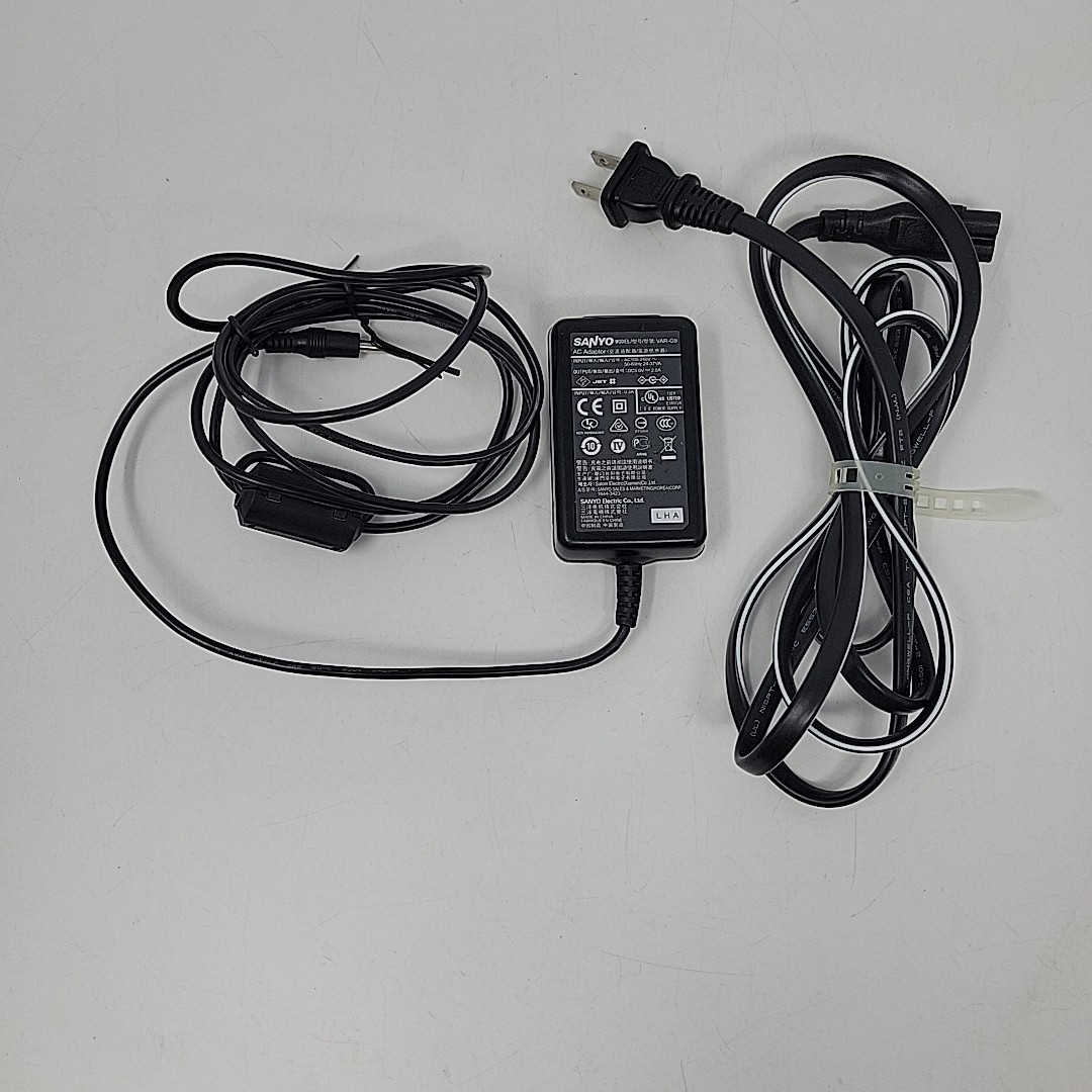 Genuine Sanyo VAR-G9 Power Adapter Mains Charger for Sanyo Xacti Camcorder