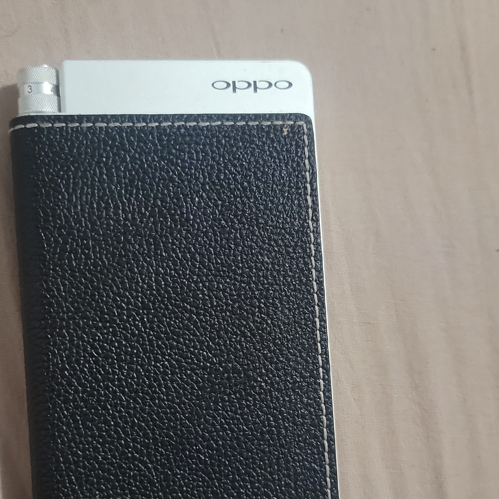 Oppo HA-2 SE Headphone Amplifier Black Leather Metal 3.5mm Jack for Headphones