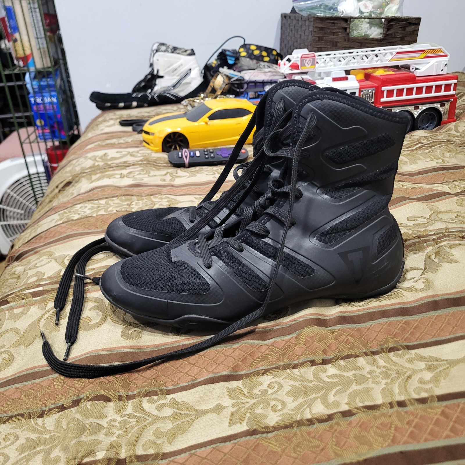 TITLE Boxing Total Balance Boxing Shoes - Black - US Size 9.5 TBS24