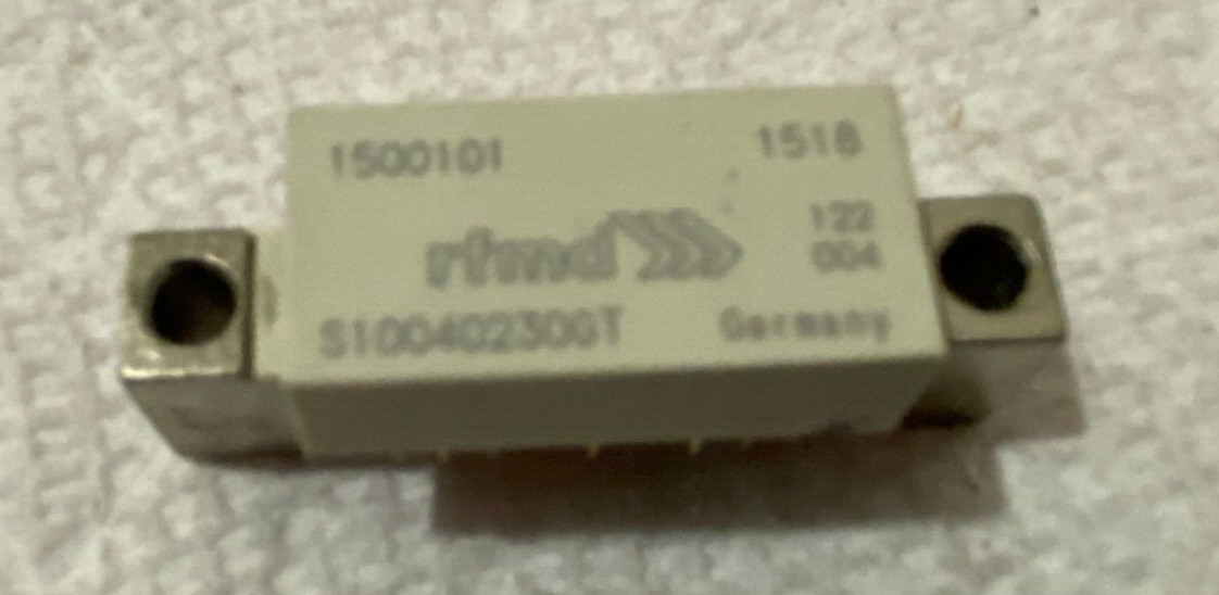 RFMD S10040230GT  Linear amplifier