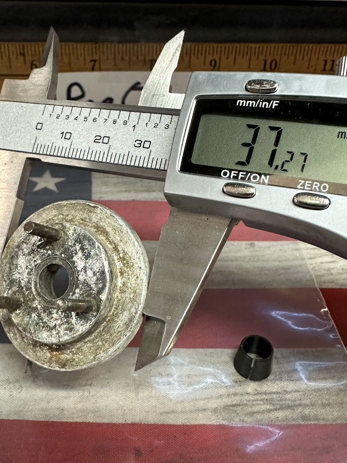 VINTAGE RC NITRO ENGINE FLYWHEEL PART -PreOwned-