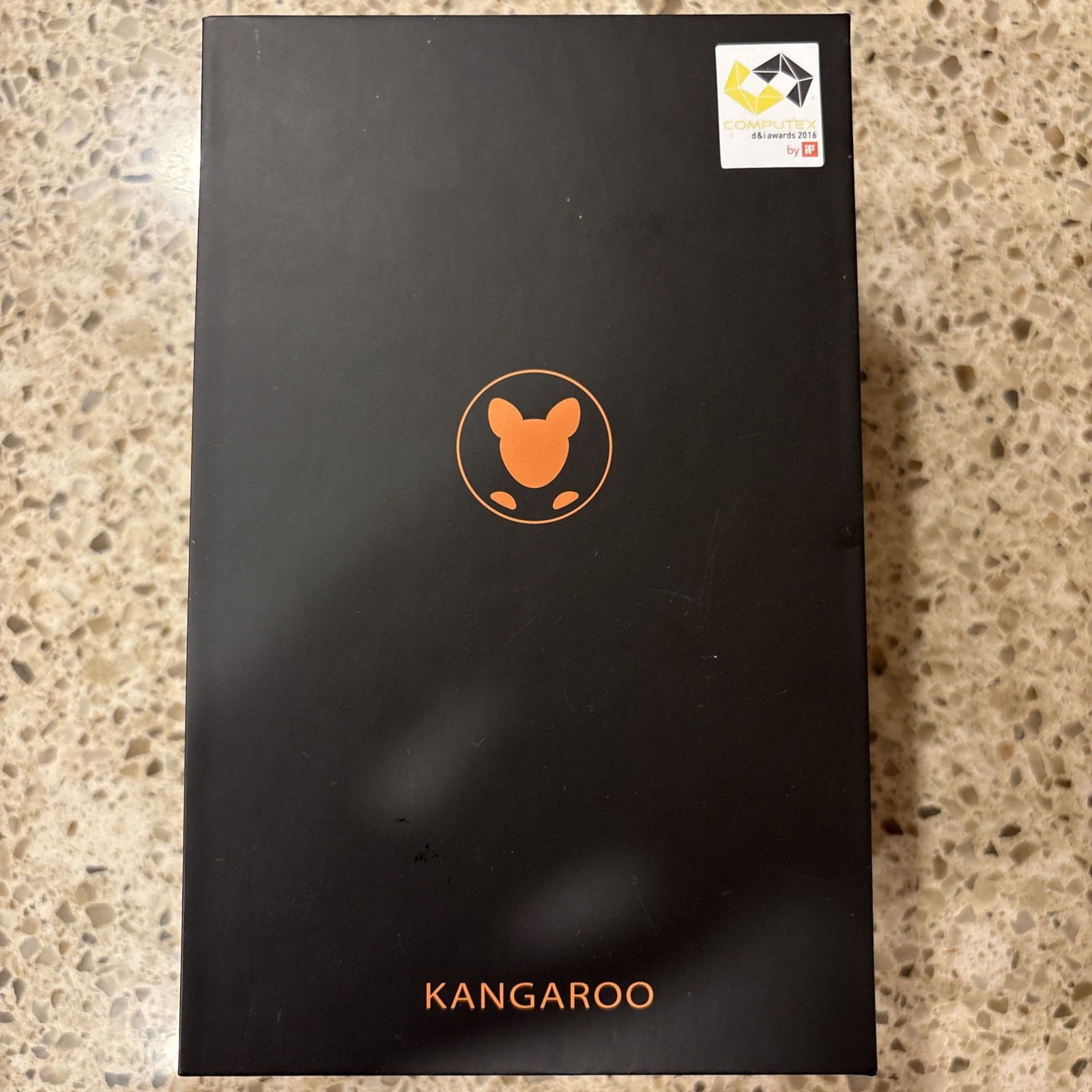 Kangaroo Mobile Desktop Computer MD2B HD1B 1.44GHz 2GB 32GB BLUETOOTH