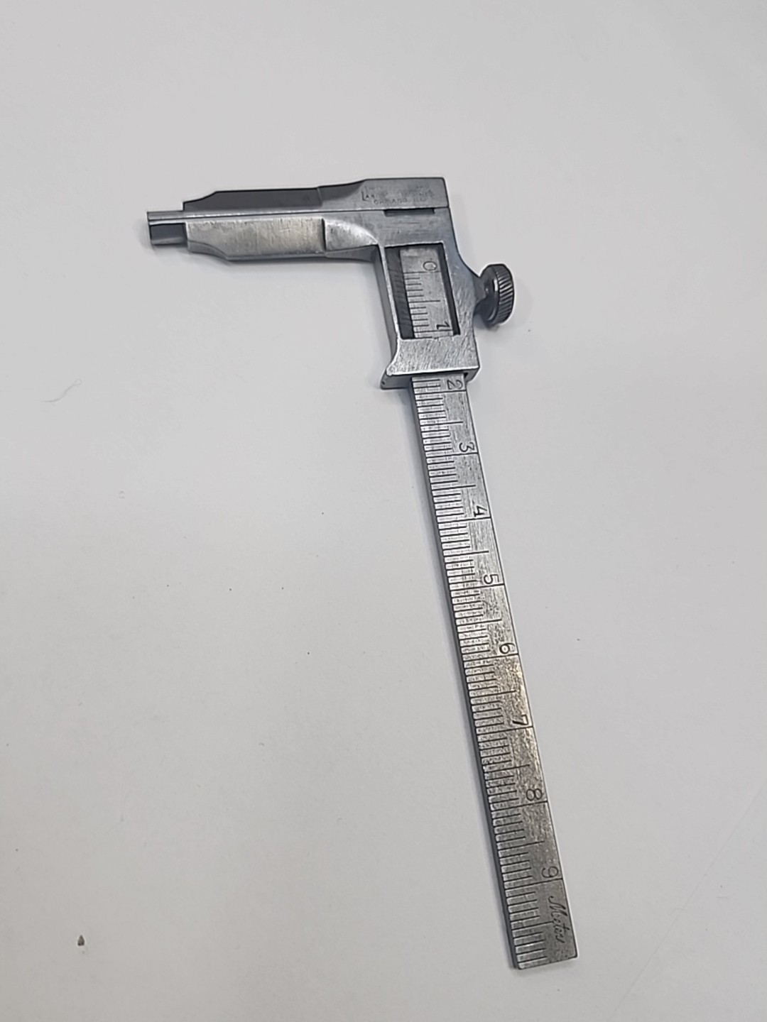 Chicago Laboratory Supply & Scale Co. Caliper 4 Inch 10cm. Inch Scale Backwards