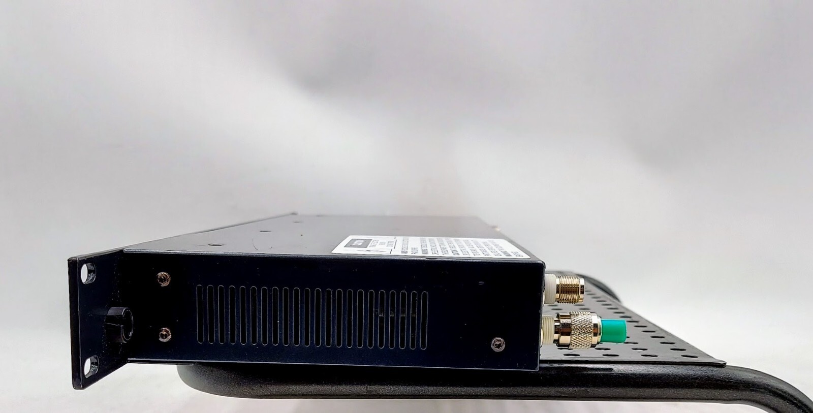 SACOM DS8800 Digital Spectrum Series 8-module Wireless Microphone Receiver