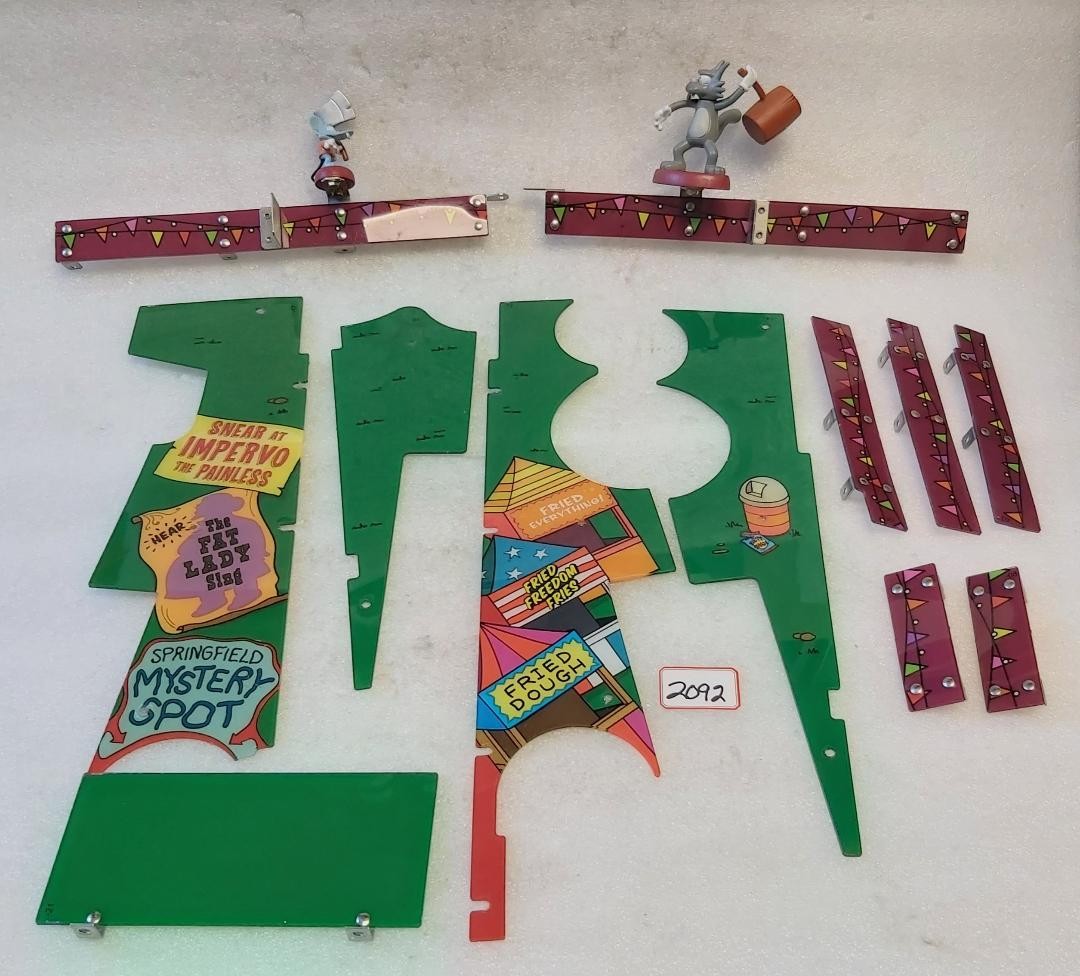 STERN SIMPSONS KOOKY CARNIVAL Redemption Game MISC PLASTIC Lot (2092)