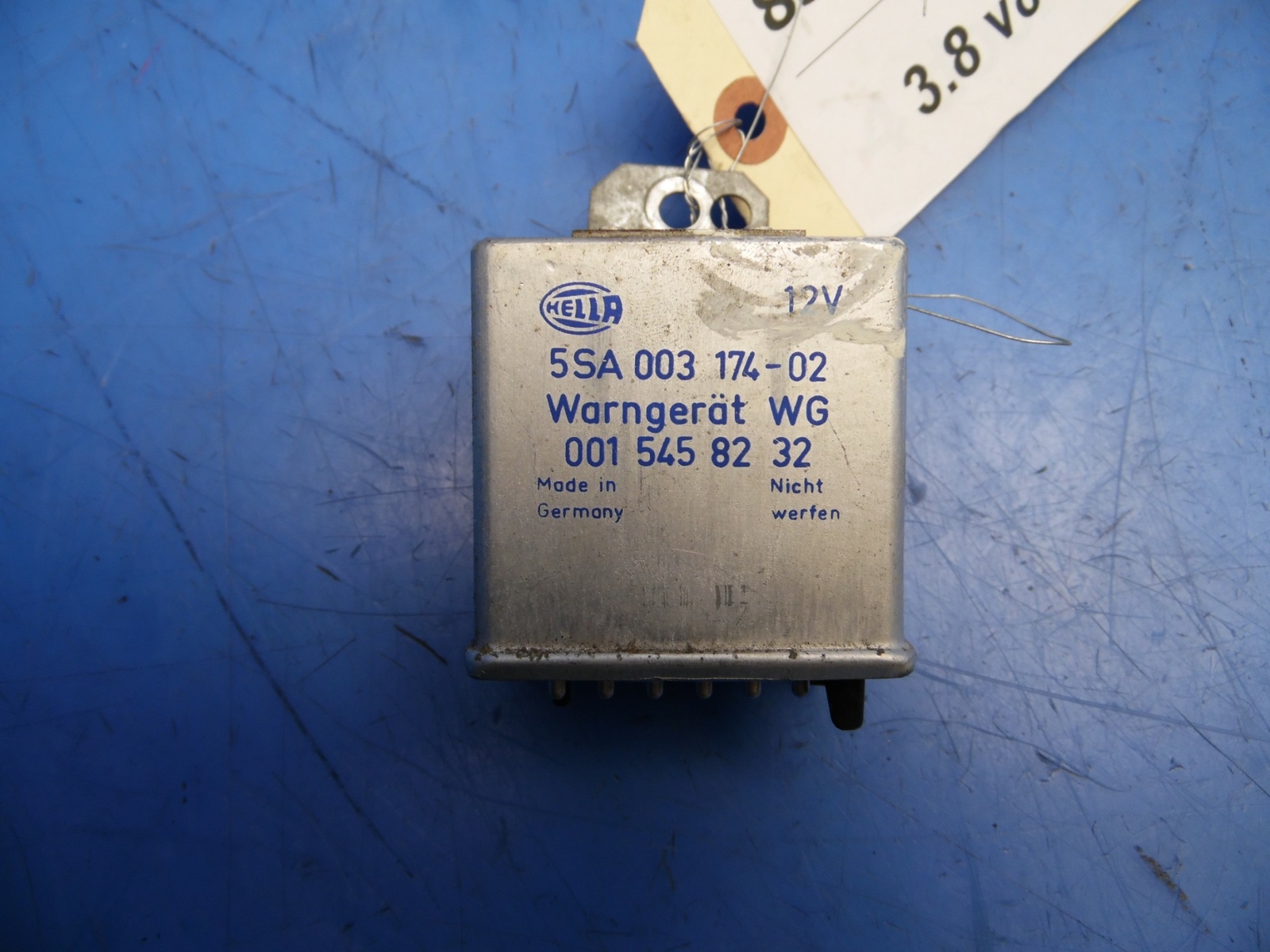 81-85 Benz 380SL R107 W126 OEM seat belt control unit module # 001 545 82 32