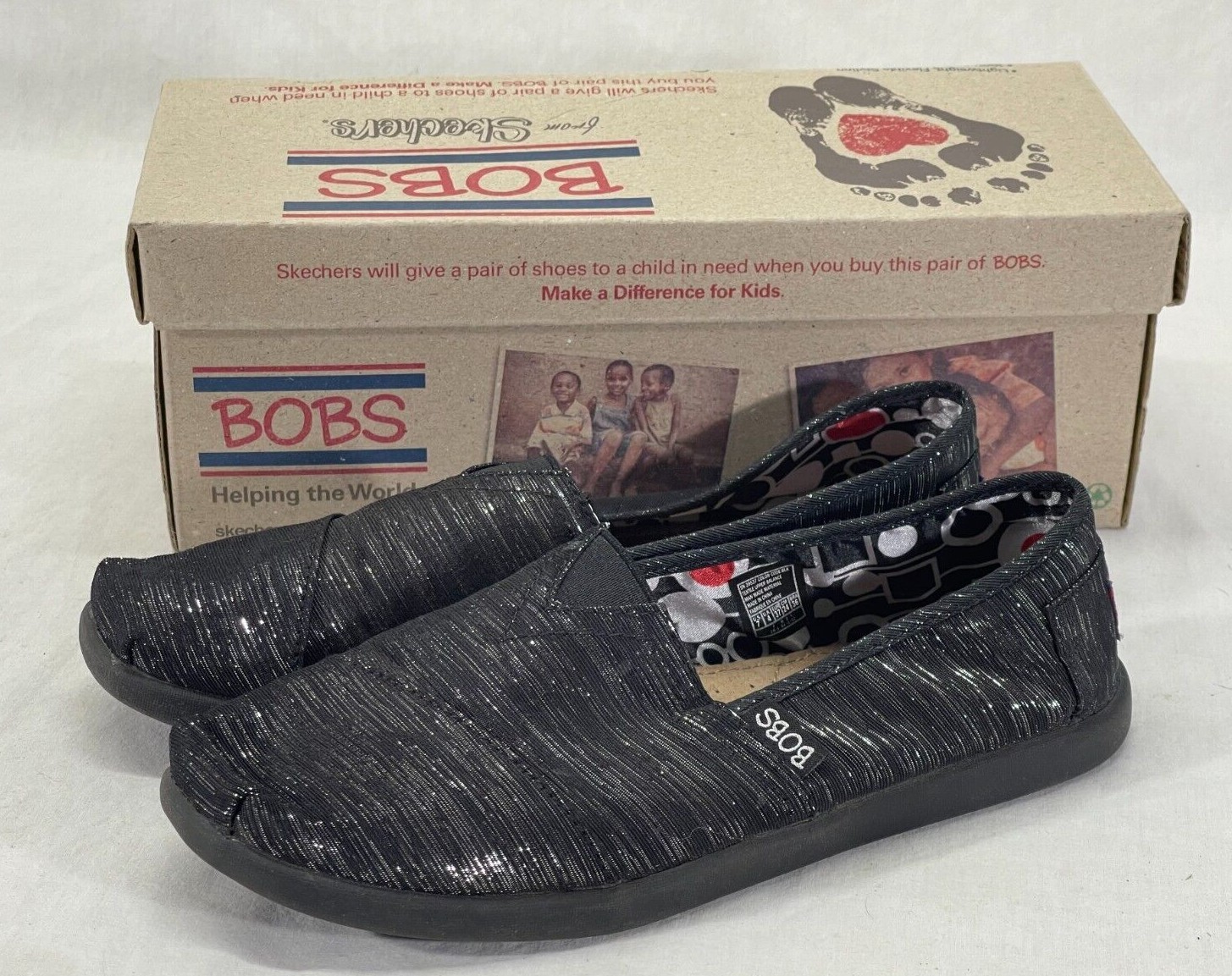 Skechers Bobs Womens Slip On Shoes Black Round Toe Low Top US 7 EUR 37