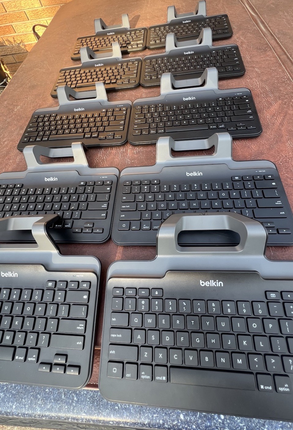 Lot of 10 Belkin Wired Keyboard & Tablet Stand For Apple iPad Lightning B2B130