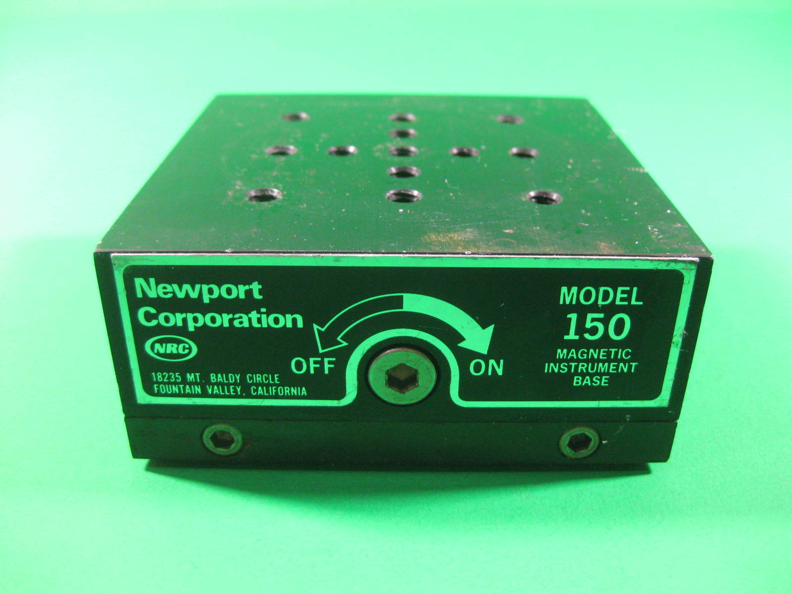 Newport Magnetic Instrument Base 4x4 -- Model 150 -- Used