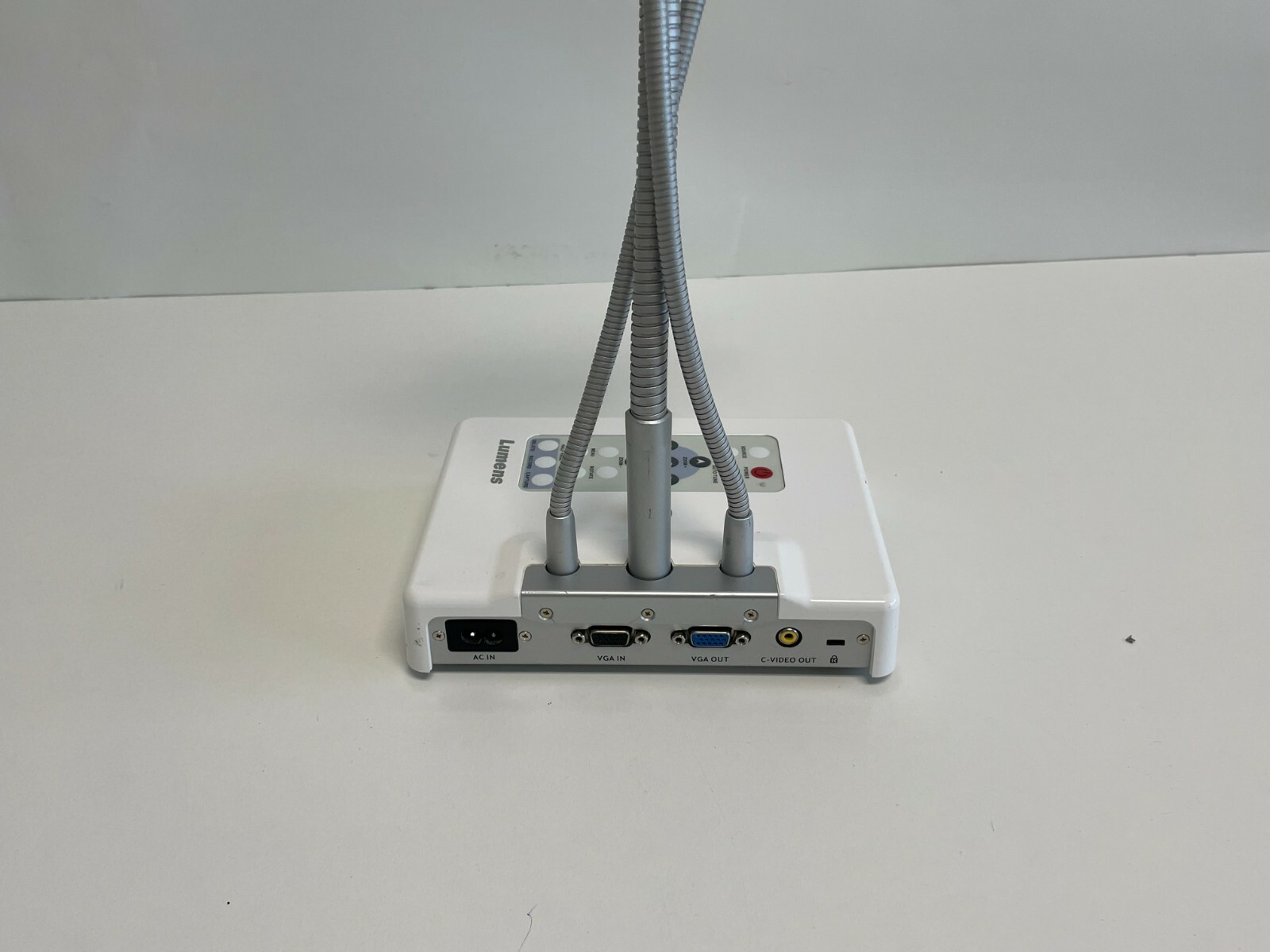 F9: Lumens DC260 Document Camera / Visual Presenter