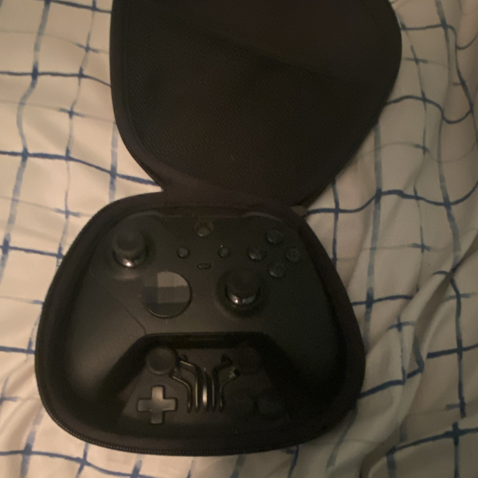 Microsoft Xbox Elite Controller Bundle Carrying Case Charging Dock Thumbsticks