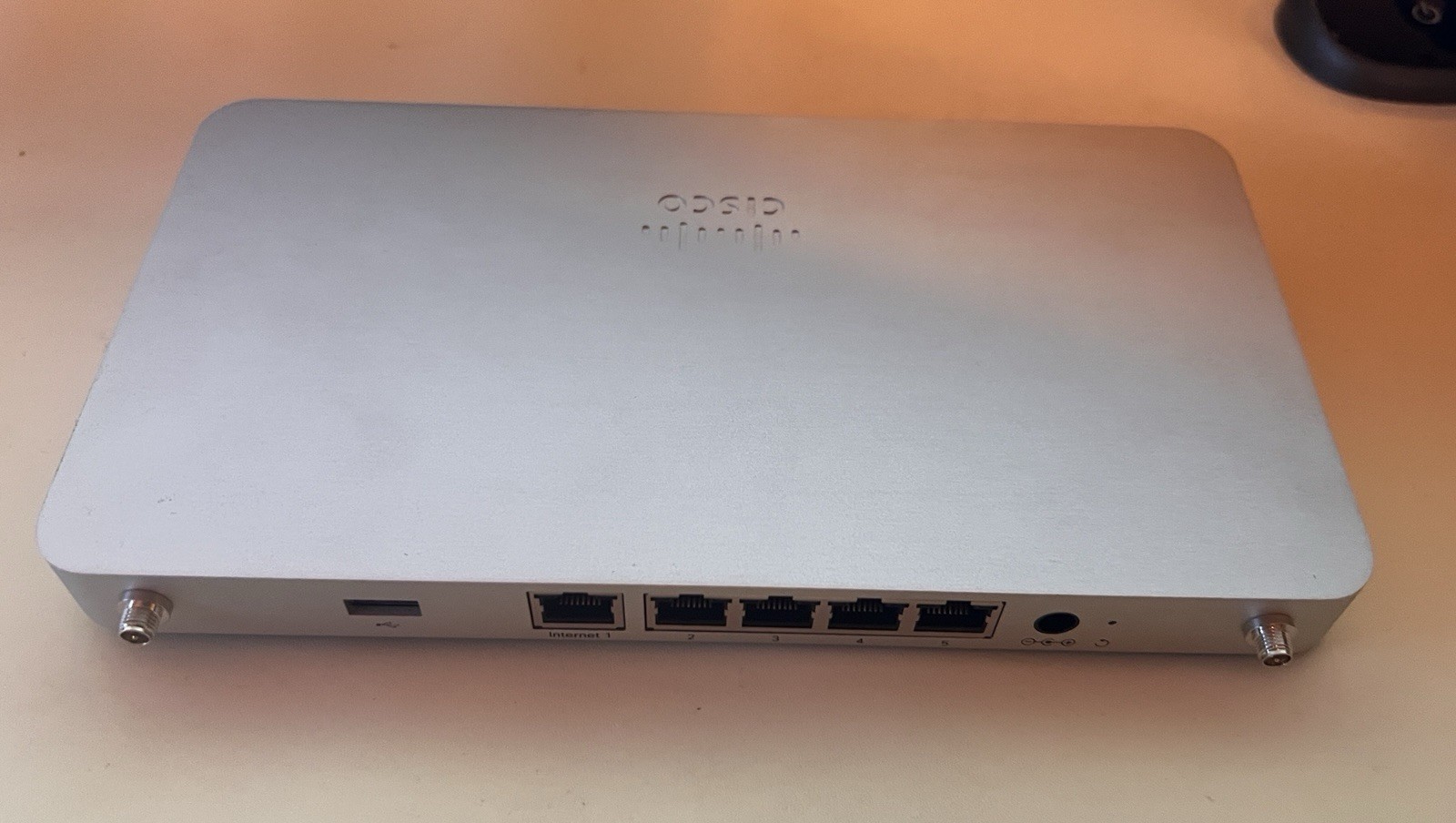 Cisco Meraki MX67-HW Managed Desktop Network Firewall Appliance - Claimed?