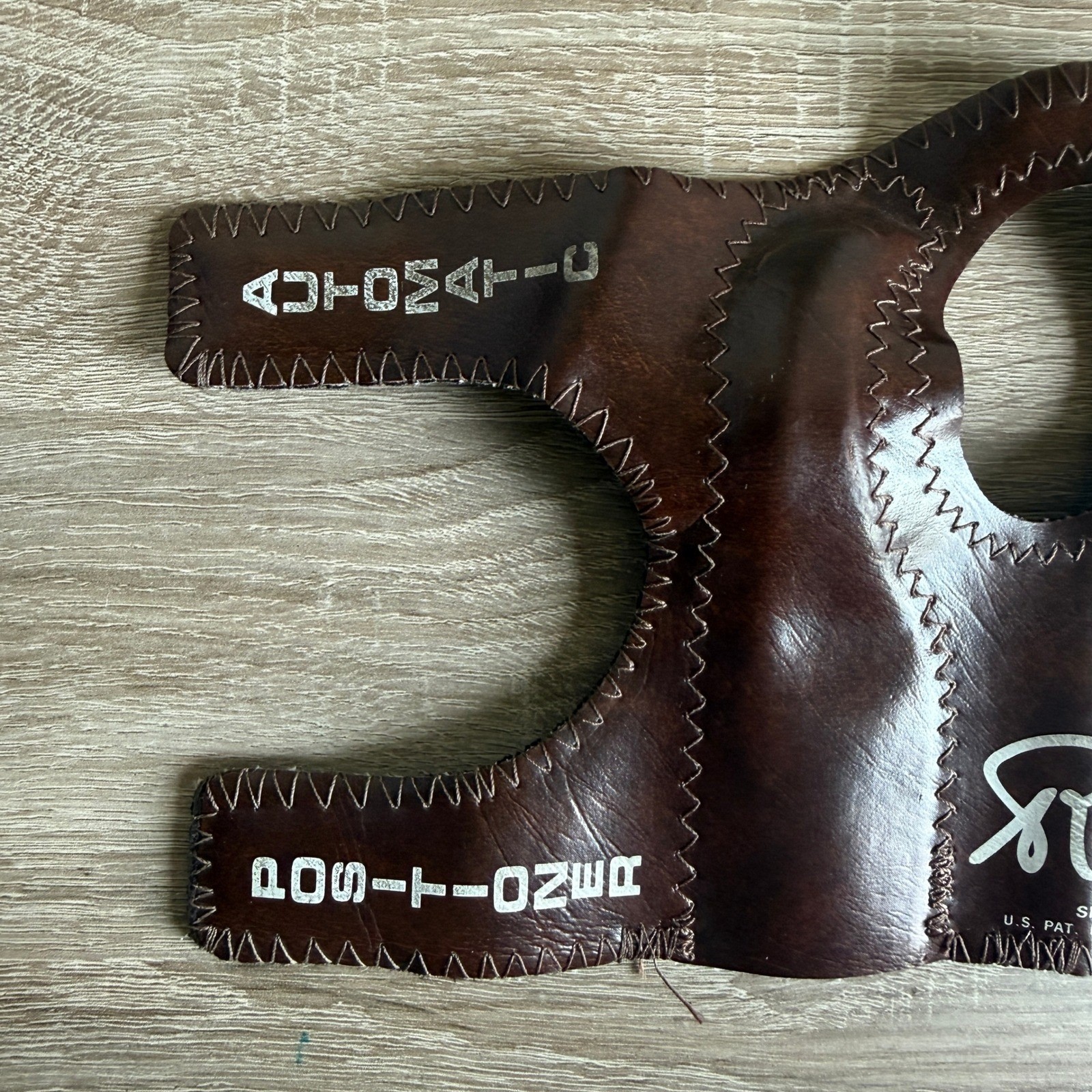 Robby's Automatic Positioner Bowling Wrist Support Brown Small Right Hand SM RT